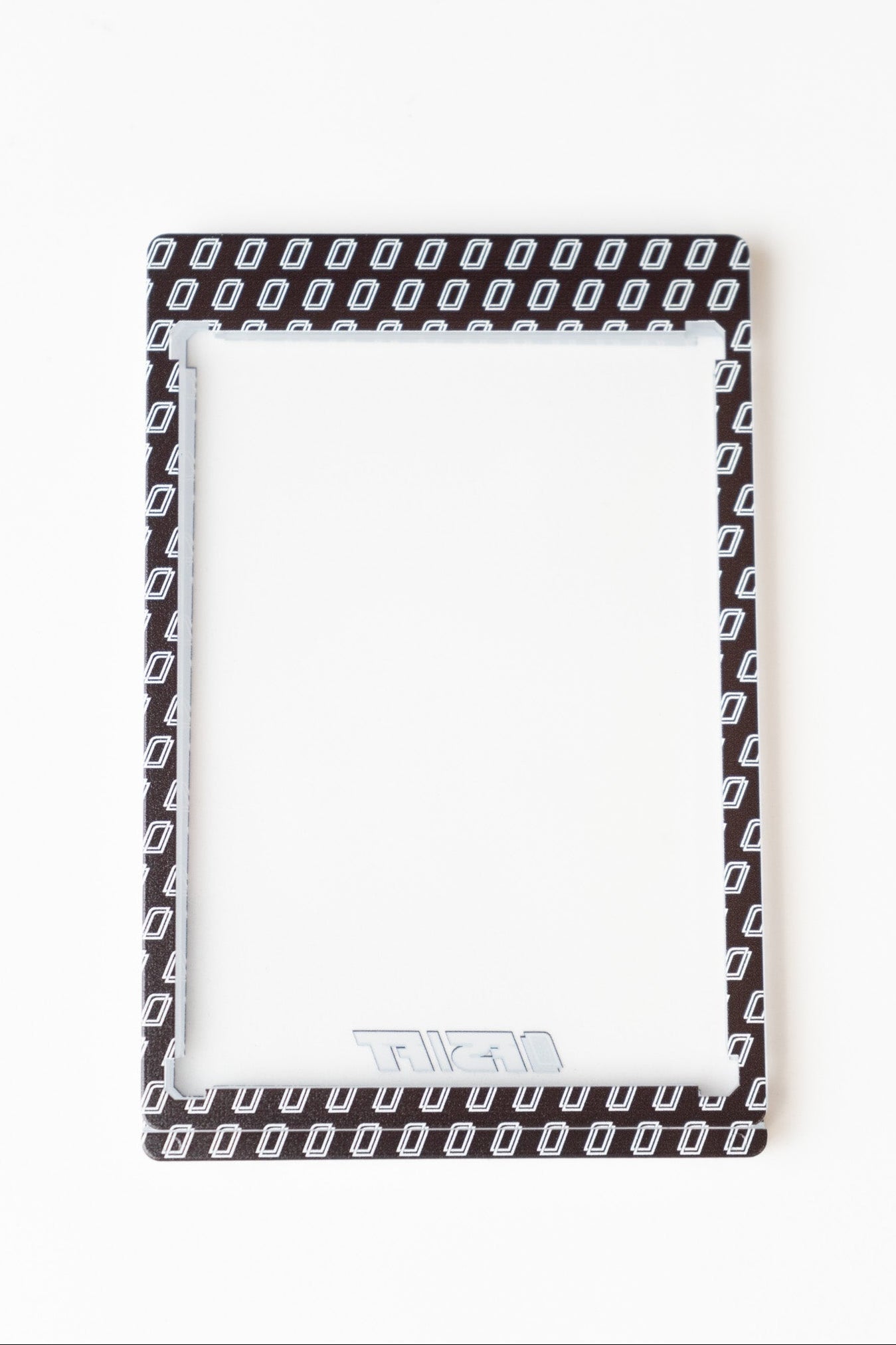 Black & White 35pt Mag - All Over Pattern