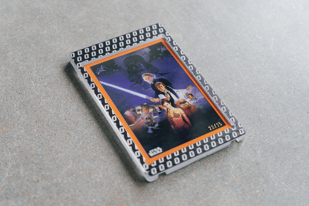 Black & White 35pt Mag - All Over Pattern